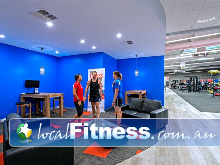 Genesis Health + Fitness Bentley The relaxing and comfortable Genesis Bentley members lounge.