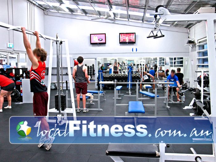 PCYC Near Pacific Pines PCYC Nerang gym is large and fully equipped.