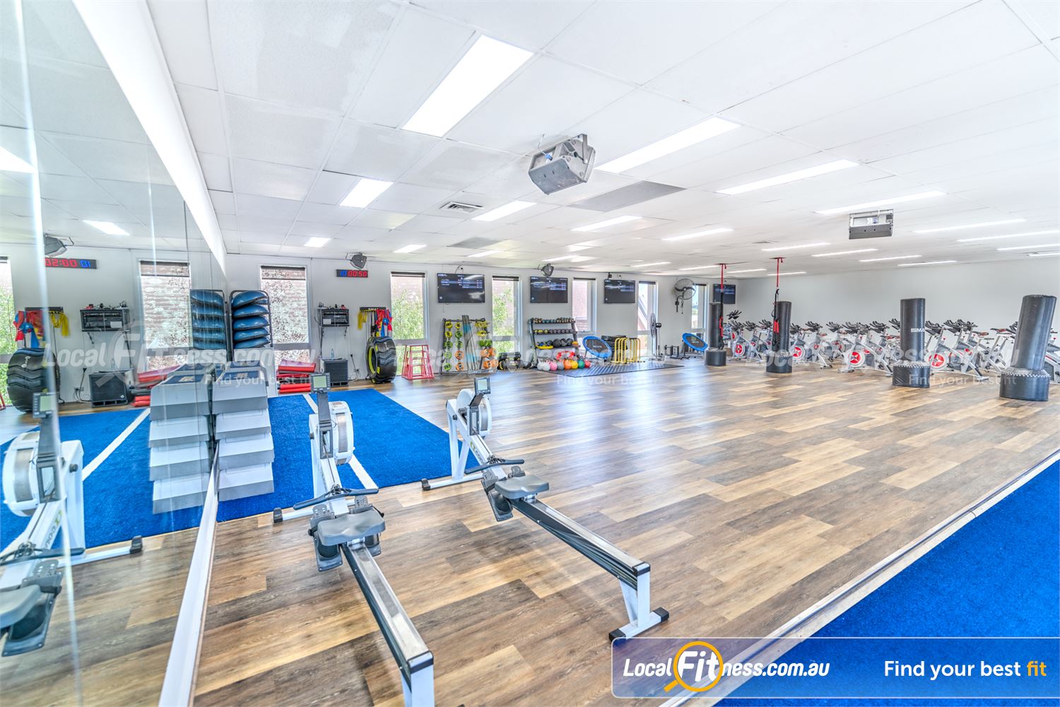 6 Degrees South Health & Fitness Elsternwick our group fitness studio is fully equipped for Functional HIIT training.