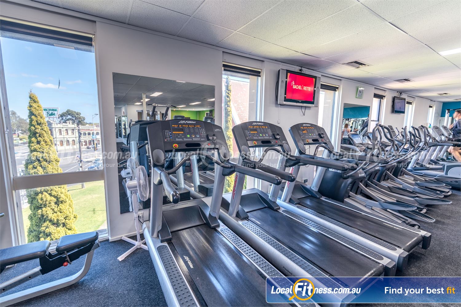 6 Degrees South Health & Fitness Near Ripponlea State of the art cardio with sweeping views of Elsternwick.