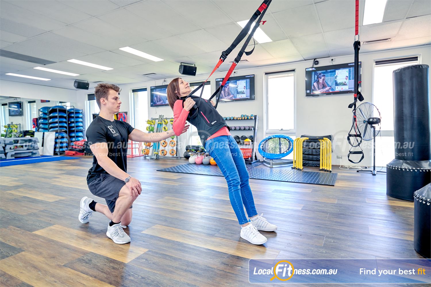 6 Degrees South Health & Fitness Elsternwick Get into Suspension training in our range of FIT (Functional Interval Training) classes.