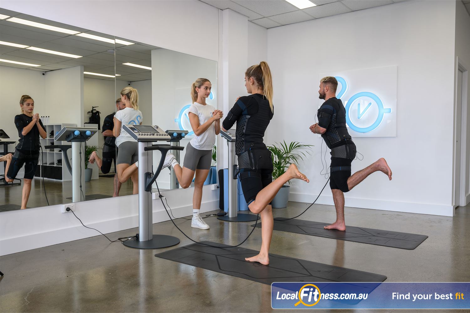 20v EMS Studio Prahran A 20 minute 20v personal training session is equivalent to a 4 hour traditional weights workout.