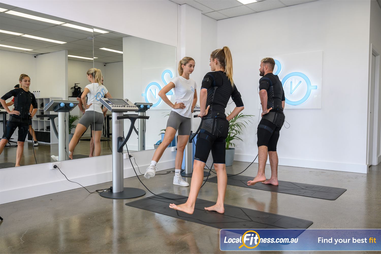20v EMS Studio Near St Kilda EMS improves how your muscles work together giving you the equivalent of 4 hours of training in just 20 minutes.