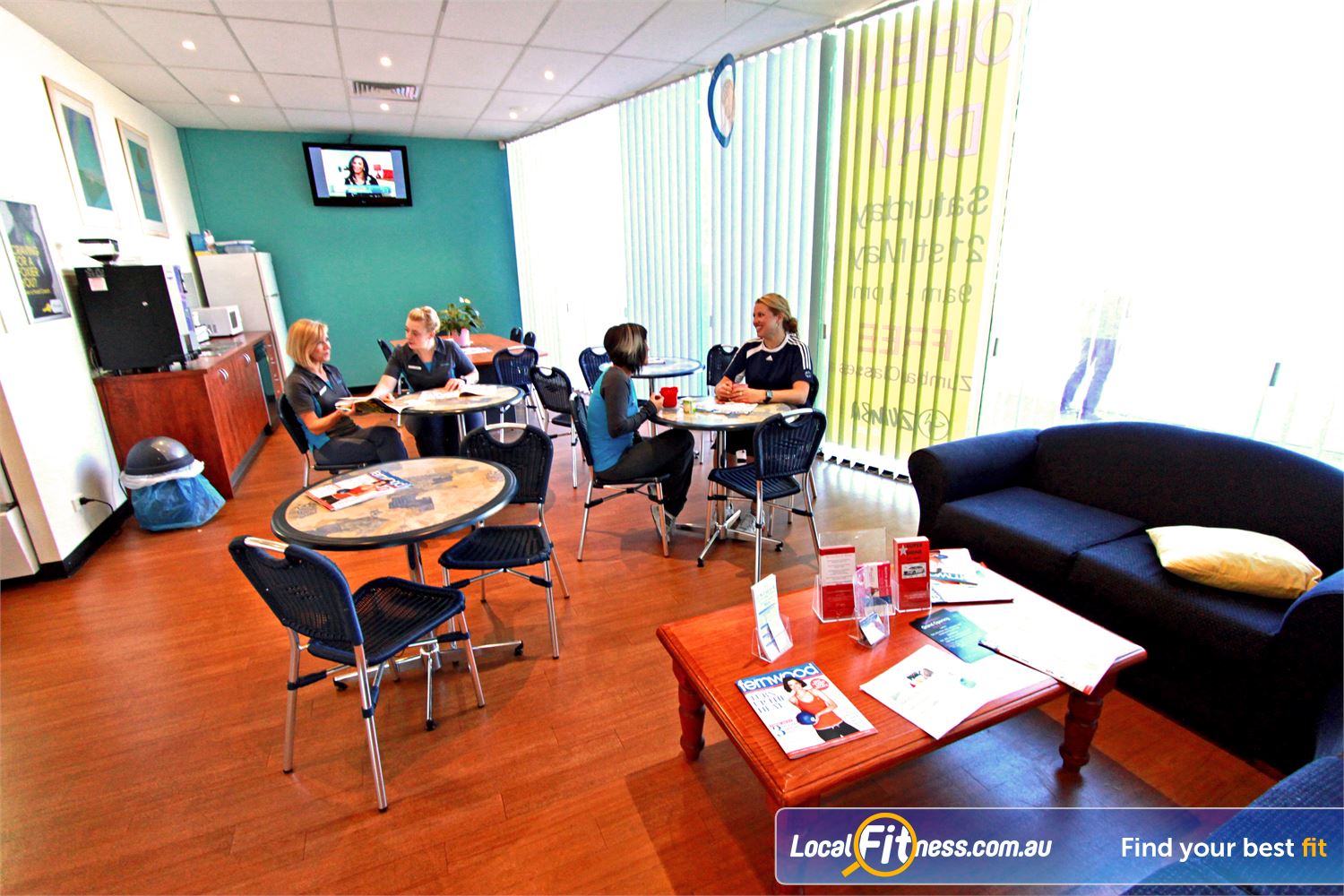 Fernwood Fitness Seven Hills Chat and socialise with other Fernwood Blacktown women's gym members.