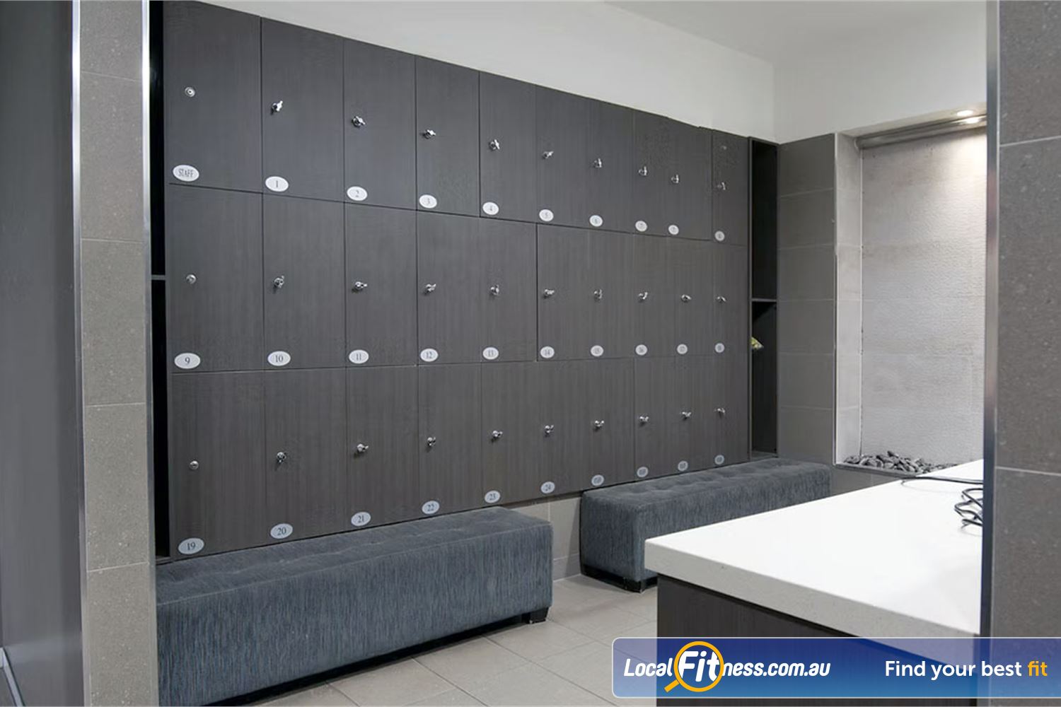 Fit Express 24/7 Eltham Our luxury bathroom facilities with spacious lockers.