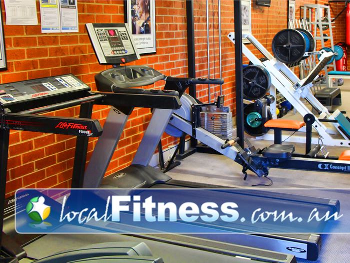Focus on Physique Rosanna Our studio is fully equipped for cardio health and strength.