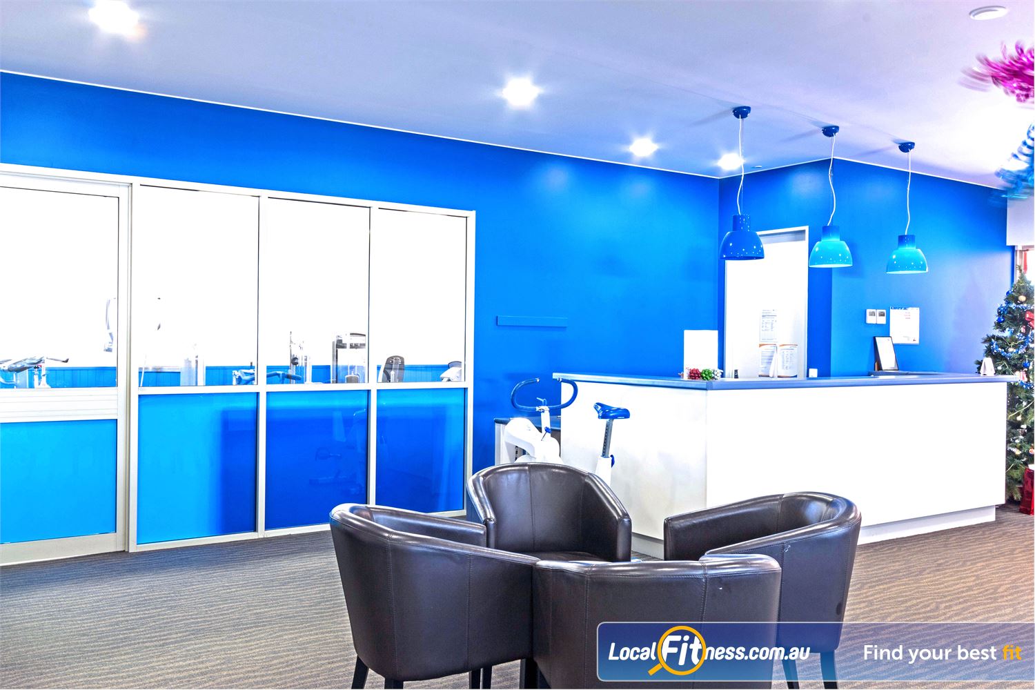 Albany Creek Leisure Centre Albany Creek Family and friends, our members lounge is a relaxing area for all members.