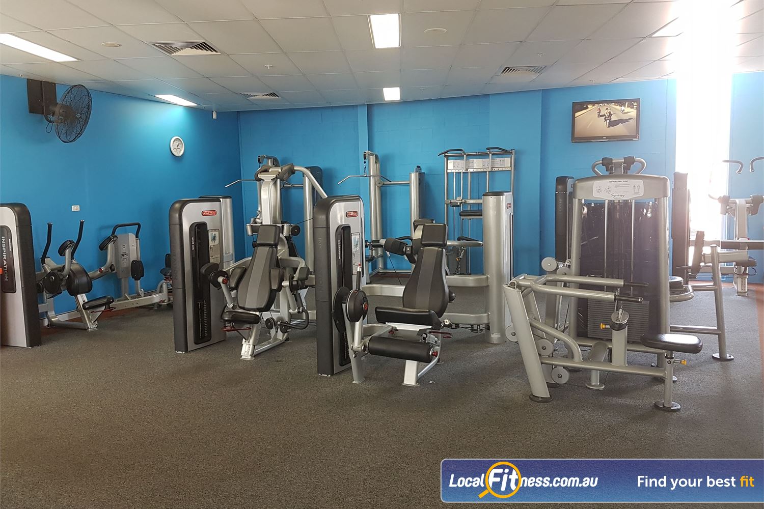 Fit n Fast Shellharbour Blackbutt Our 24/7 Shellharbour gym includes easy to use pin-loading machines.