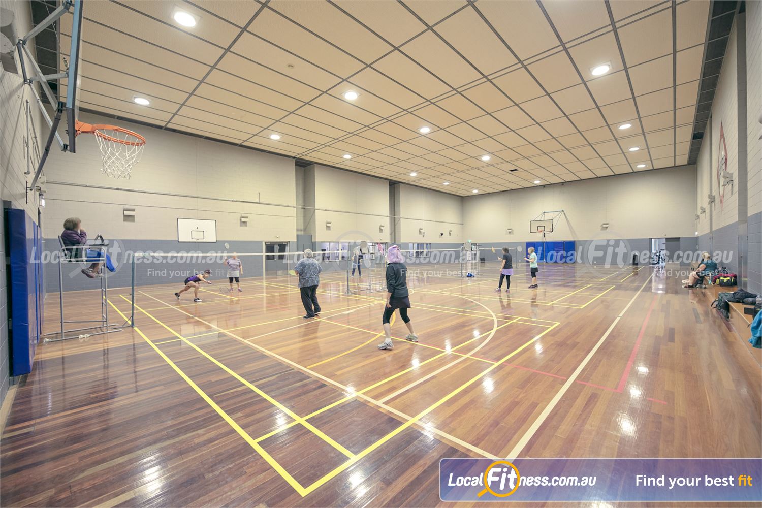 Diamond Creek Community Centre Diamond Creek The Diamond Creek stadium provides a multi-purpose courts.